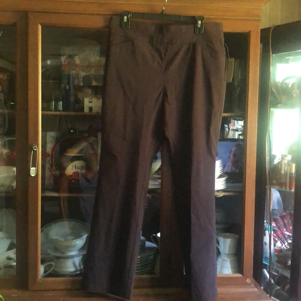 Fabulously Slimming Perfect Stretch By Chico’s size 1.5 Pants - Picture 6 of 9